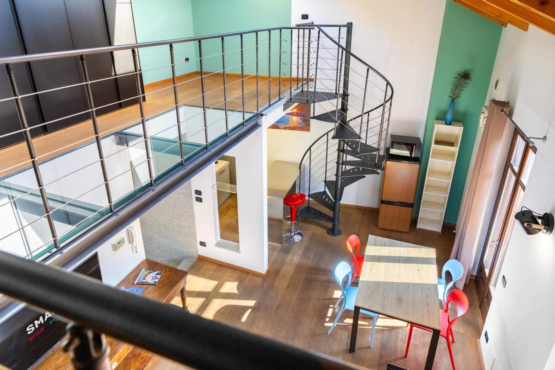 Ferienwohnung Strepitoso Loft Con Vista Duomo Alba  Exterior foto